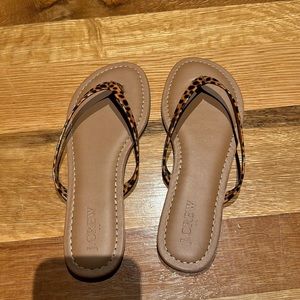 J.Crew women’s flip flops